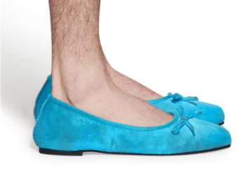 Balerinii de la Balenciaga fac ravagii printre bărbații americani! Costul amețitor al acestora!