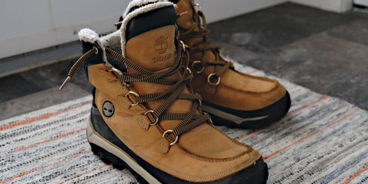 Pantofii potriviți pentru bărbați în sezonul rece