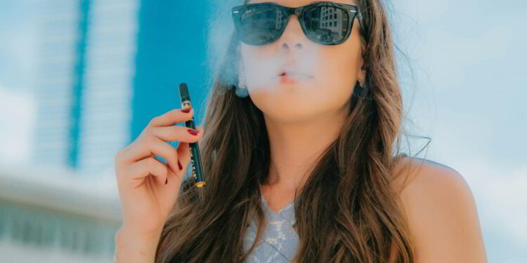 Beneficiile Vapingului cu E-Lichid CBD: Relaxare și Echilibru