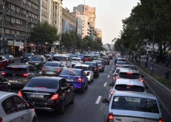 Schimbare majoră în trafic camioanele, curierii și mașinile de salubrizare ar putea fi interzise în anumite intervale orare