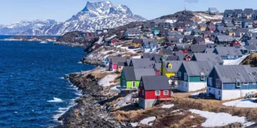 case colorate coasta nuuk groenlanda